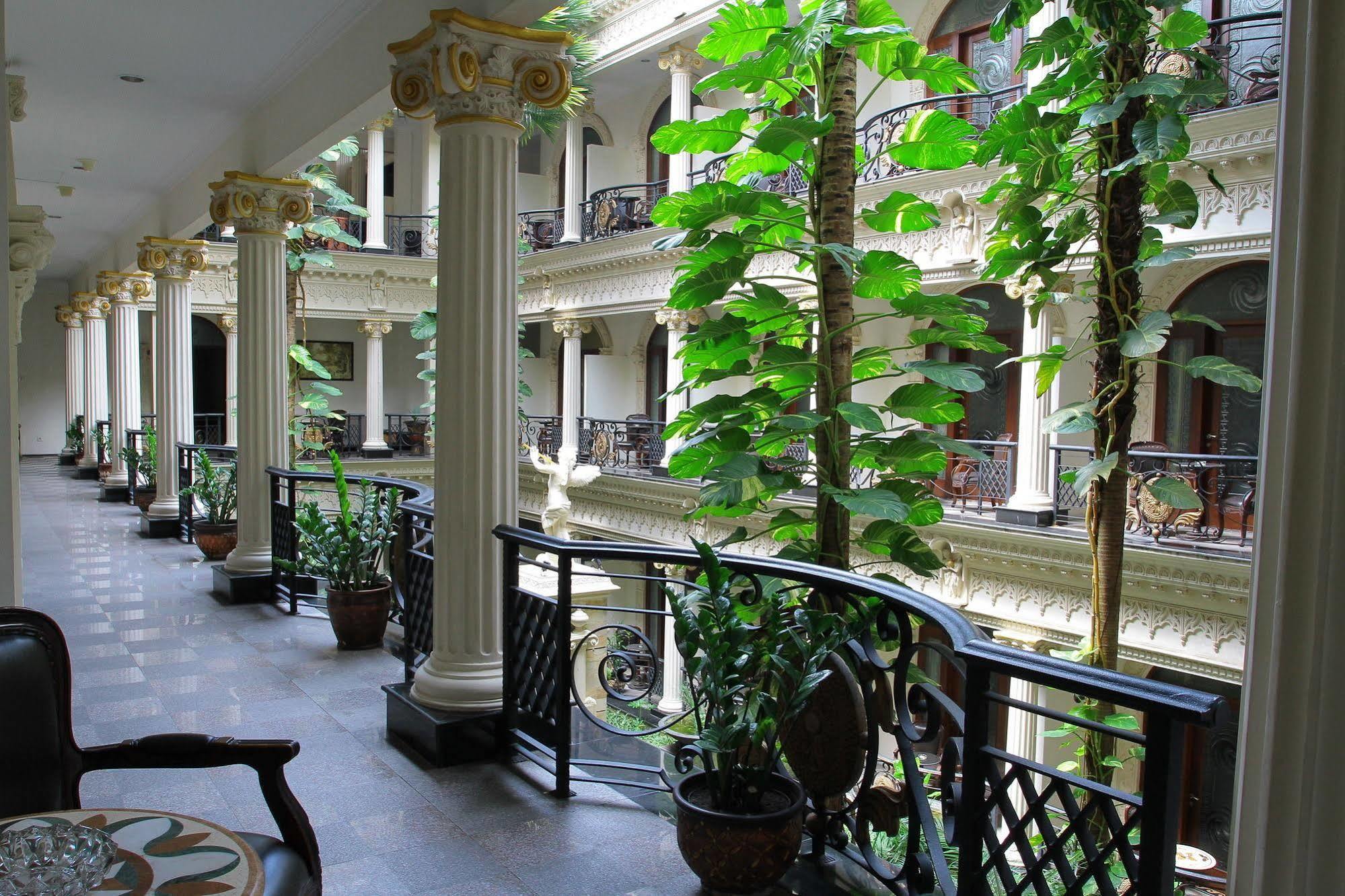 The Grand Palace Hotel Маланг Екстер'єр фото